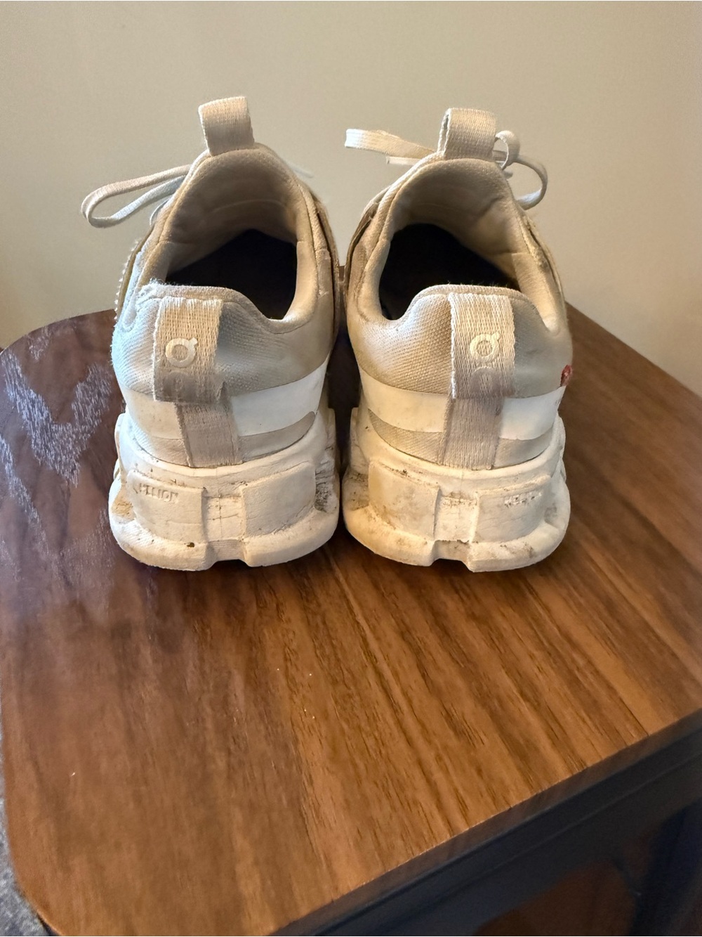 On Running Kids White Athletic Sneakers - Picture 3 of 4